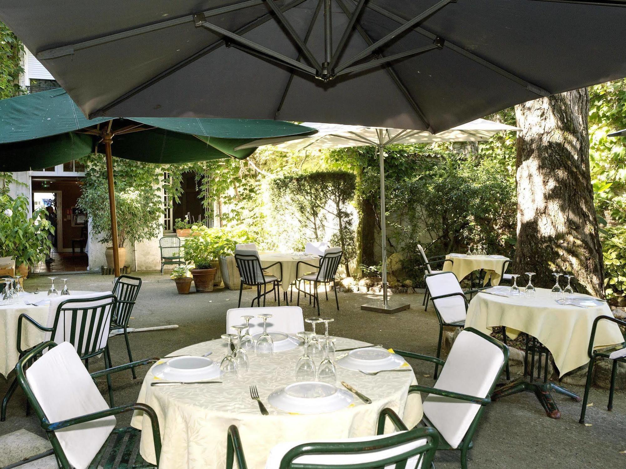 Logis Hotels - Hotel Restaurant Du Midi Revel  Eksteriør billede